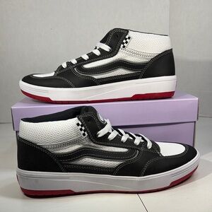 NWT Vans Zahba Mid Top All Purpose Trainers Women’s 8.5